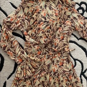 Gorgeous vintage wrap top